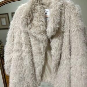 Women's Faux Fur Jacket - Cream
